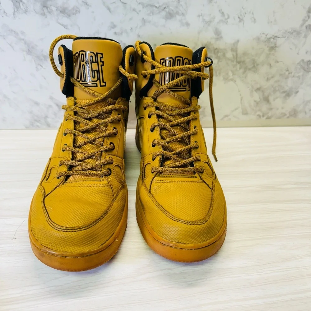Nike elevate your